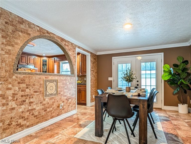 3713 Easton Road, Norton, OH - Photo 8