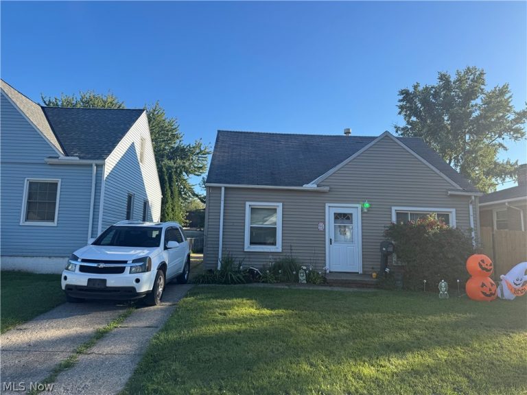 12301 Carrington Avenue, Cleveland, OH, 44135