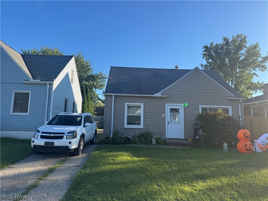 12301 Carrington Avenue, Cleveland, OH