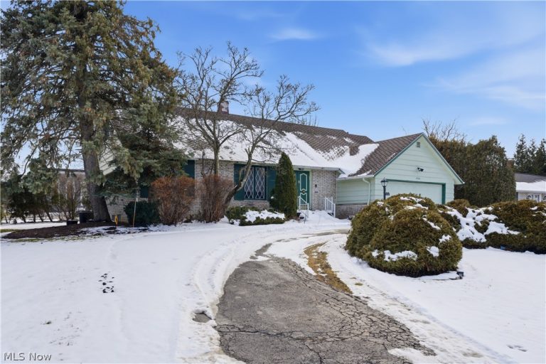 4520 University Parkway, University Heights, OH - Photo 2