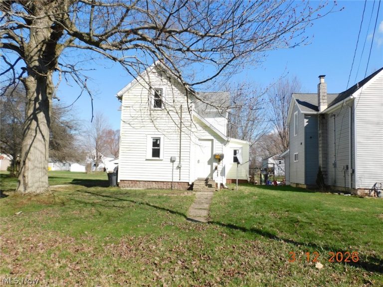 522 Shackson Street, Conneaut, OH, 44030