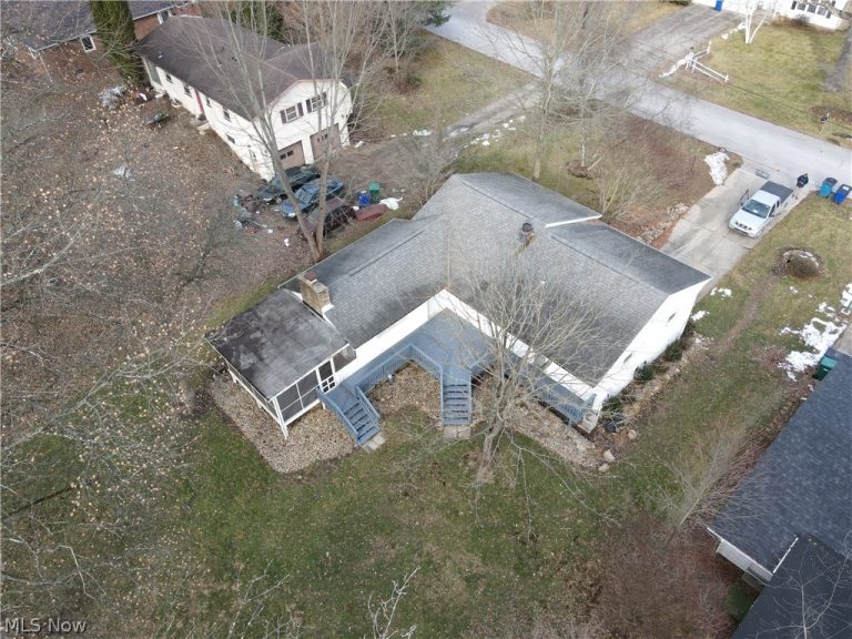 7429 Sylvan Drive, Kent, OH - Photo 6