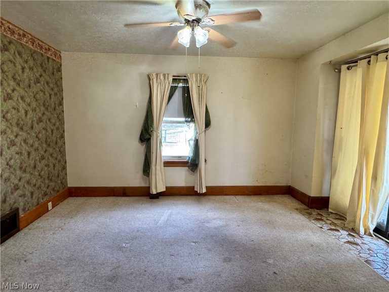 785 Chenoweth Extension, Akron, OH - Photo 6