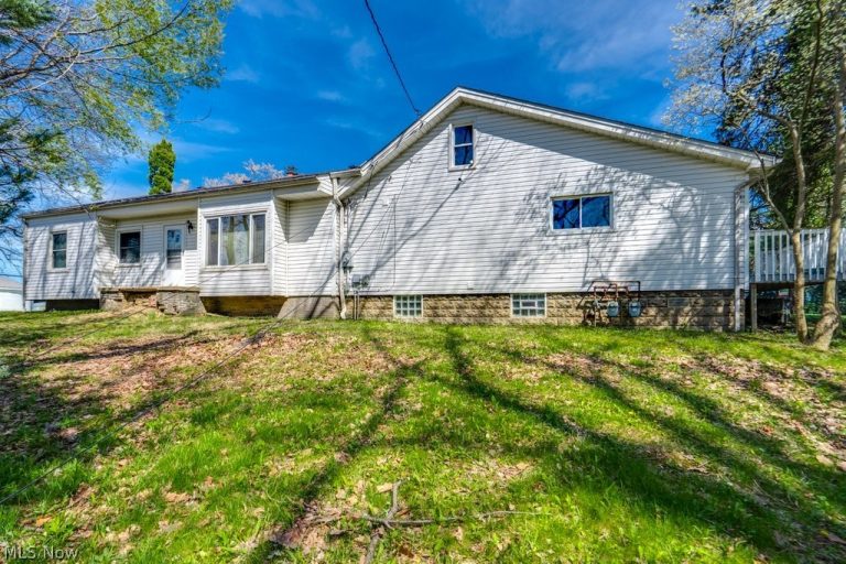4559 Van Epps Road, Brooklyn Heights, OH - Photo 3