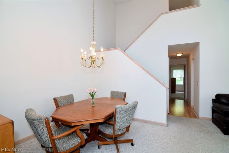 7281 Lilac Court #13B, North Olmsted, OH - Photo 6