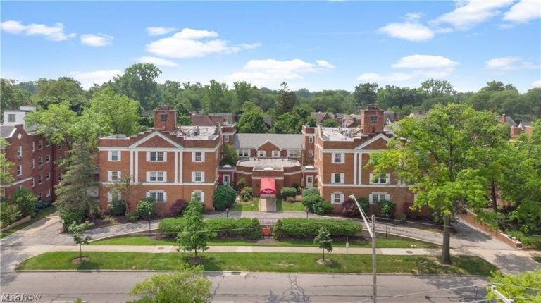19436 Van Aken Boulevard #307, Shaker Heights, OH, 44122