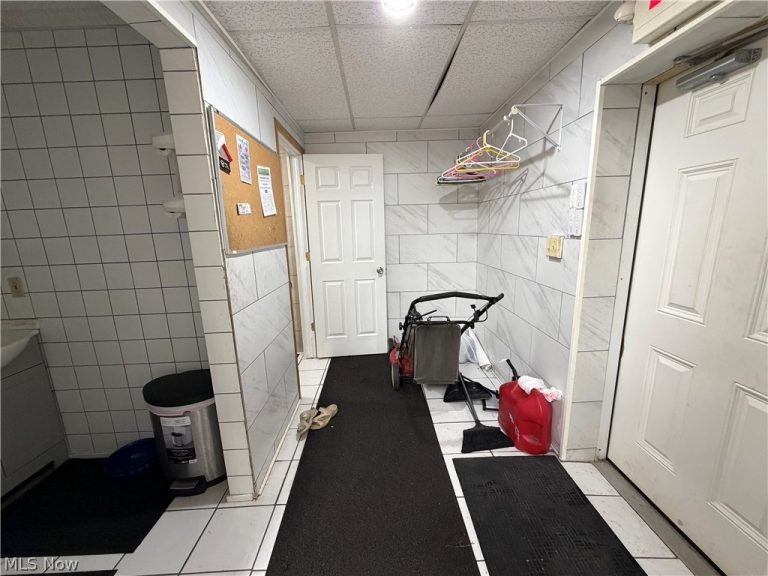 1300 7th Street, Canton, OH - Photo 4