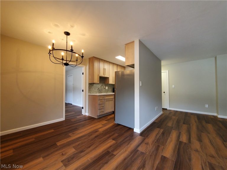 315 Solon Rd #309, Chagrin Falls, OH - Photo 5