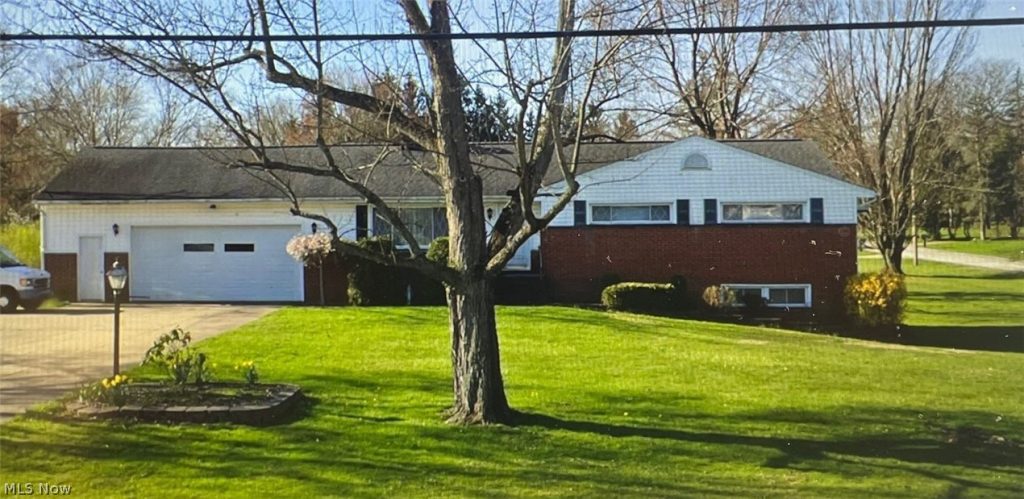 17228 Egbert Road, Walton Hills, OH