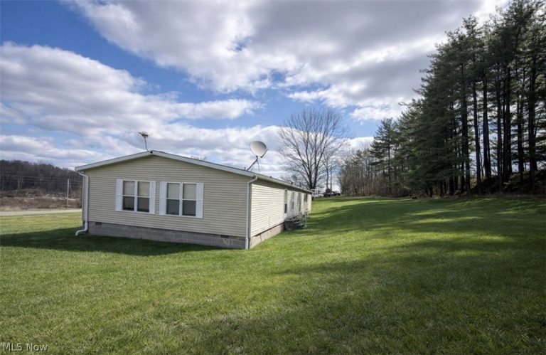 47813 Old Hopedale Road, Cadiz, OH - Photo 3
