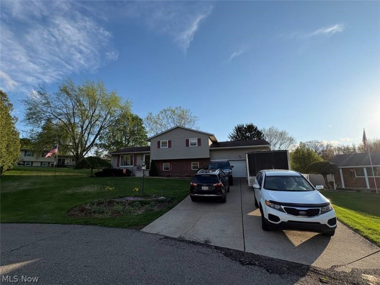 503 Meadowridge Avenue, Canton, OH, 44708