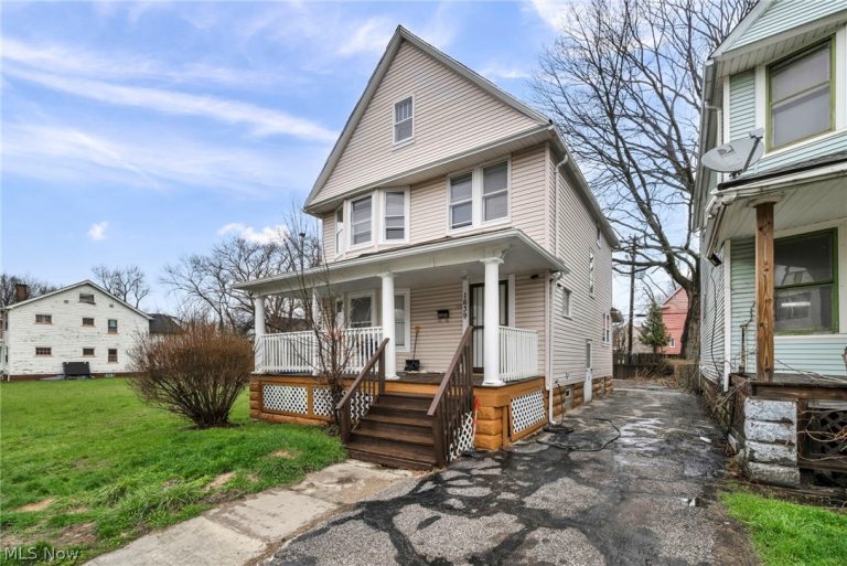 1639 Delmont Avenue, East Cleveland, OH - Photo 3