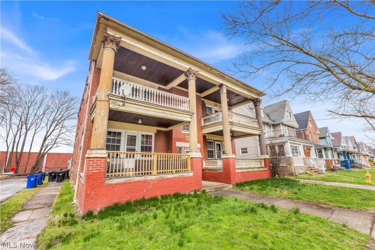 3820 Riverside Avenue #2, Cleveland, OH - Photo 2