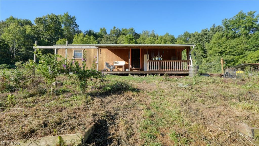 60040 Bliss Road, New Concord, OH