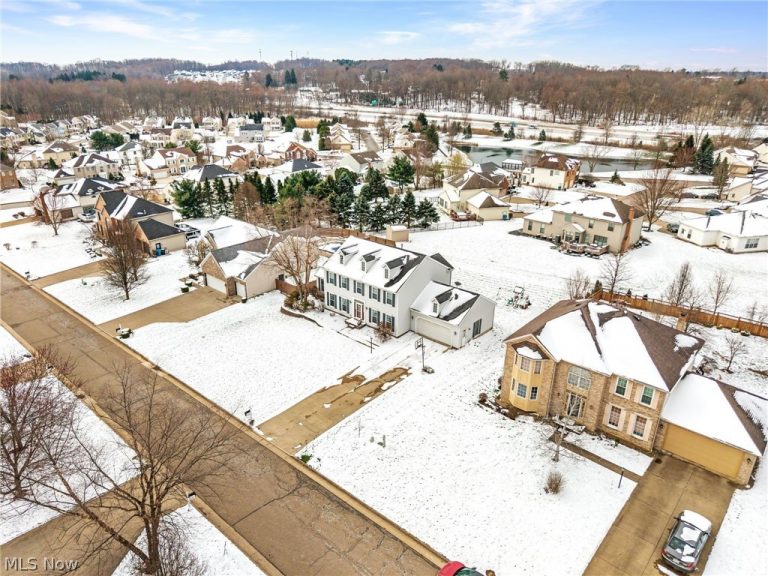 3136 Helston Avenue, Akron, OH - Photo 6