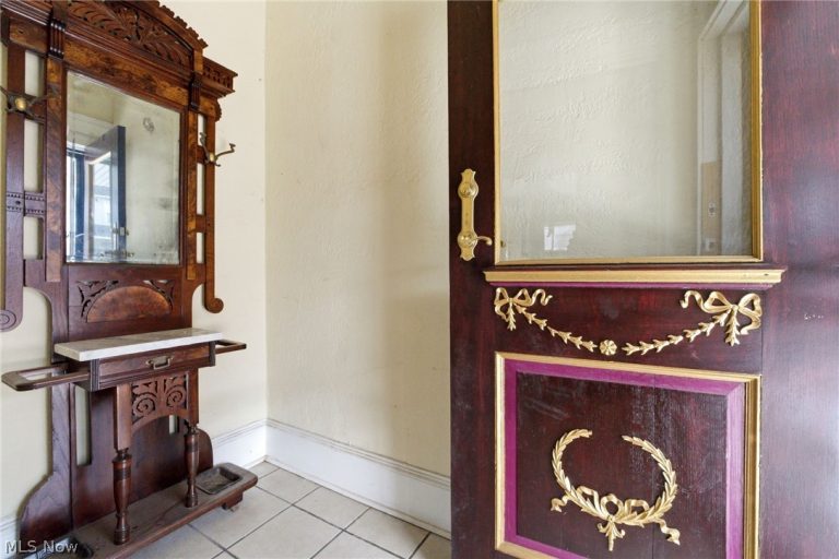 2182 80th Street, Cleveland, OH - Photo 8