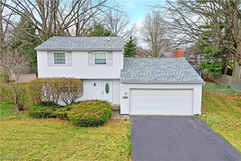 1756 Penny Lane, Youngstown, OH, 44515