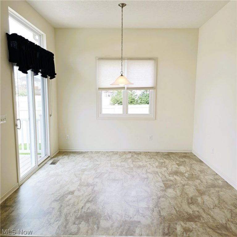 5137 Hartwell Lane, Brunswick Hills, OH - Photo 6