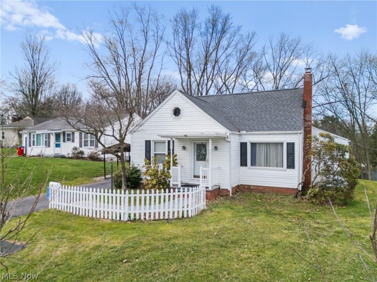 1515 Manor Avenue, Canton, OH, 44708