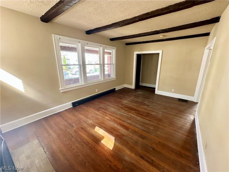 615 Wellman Avenue, Massillon, OH - Photo 6