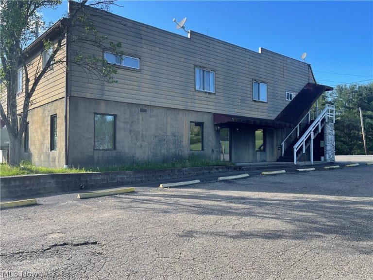 10150 Pike Road, Cambridge, OH - Photo 2