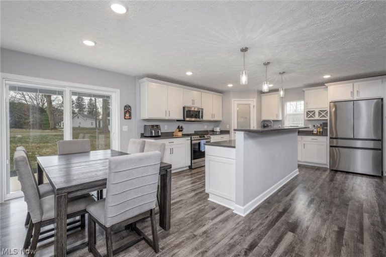 1330 Chelton Drive, Kent, OH - Photo 6