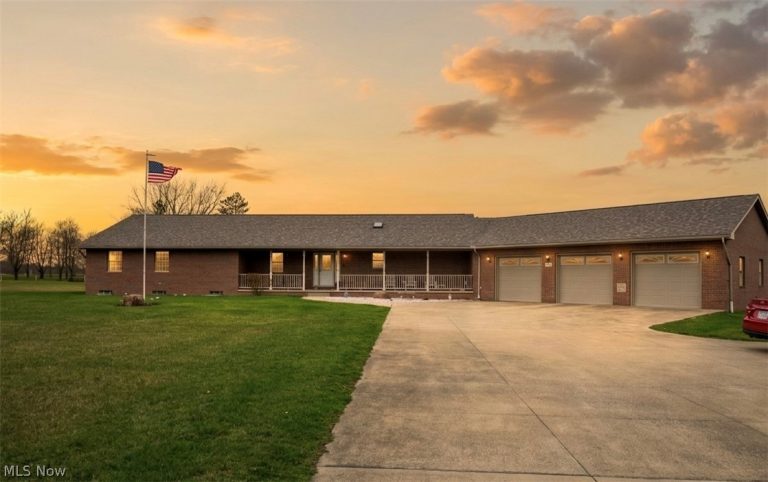 6424 Weaver Road, Berlin Center, OH - Photo 3