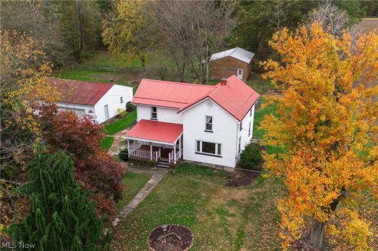 4007 Durst Clagg Road, Cortland, OH - Photo 2
