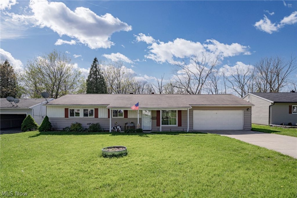 6250 Oxford Court, Bedford Heights, OH