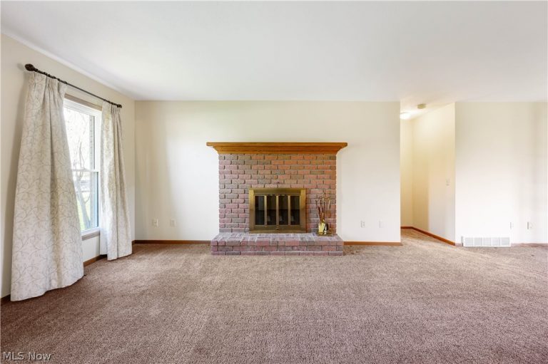 3364 Waterford Avenue, Canton, OH - Photo 4