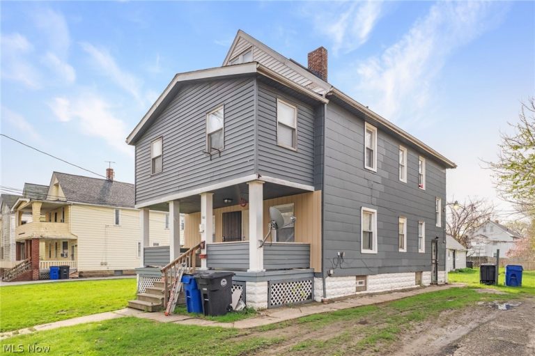 16118 Arcade Avenue, Cleveland, OH - Photo 3