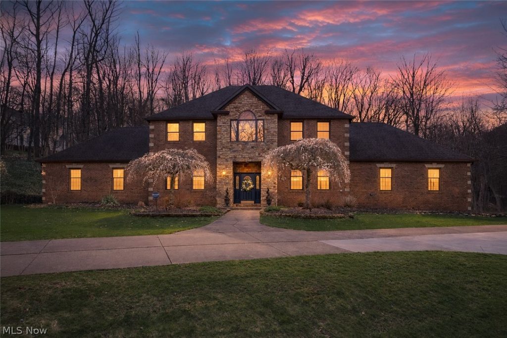 8220 Wilhite Drive, Wadsworth, OH