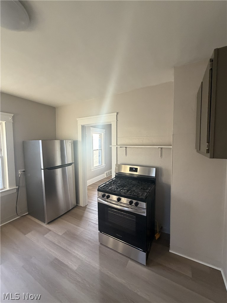 2807 124th Street, Cleveland, OH - Photo 3