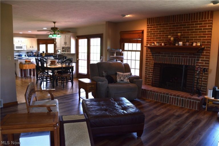 2285 Thoroughbred Drive, Wadsworth, OH - Photo 4