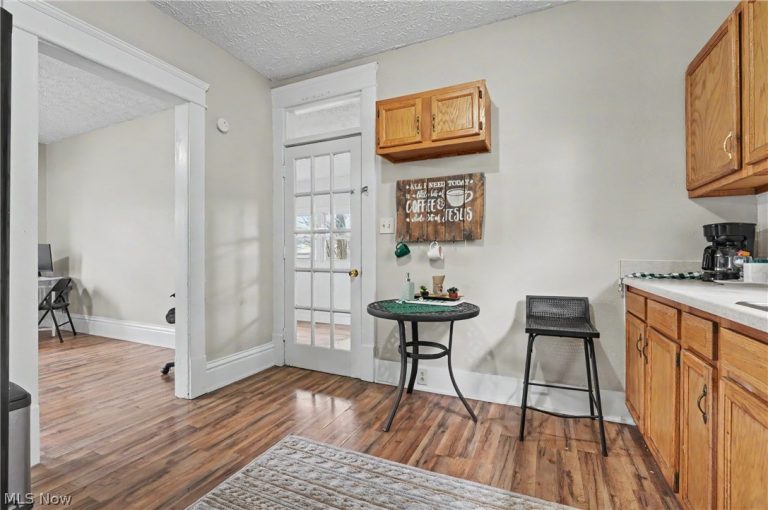 430 Oxford Street, Alliance, OH - Photo 5