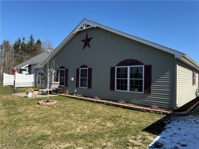 304 Woodland Way, Jefferson, OH - Photo 4