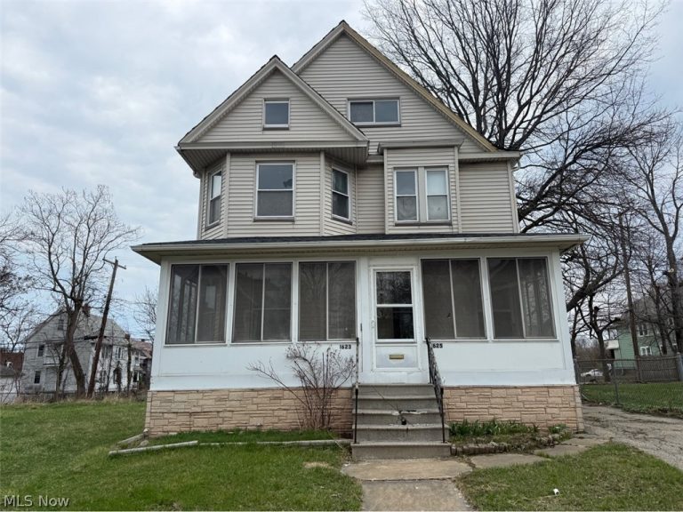 1623 Elsinore Avenue, East Cleveland, OH, 44112