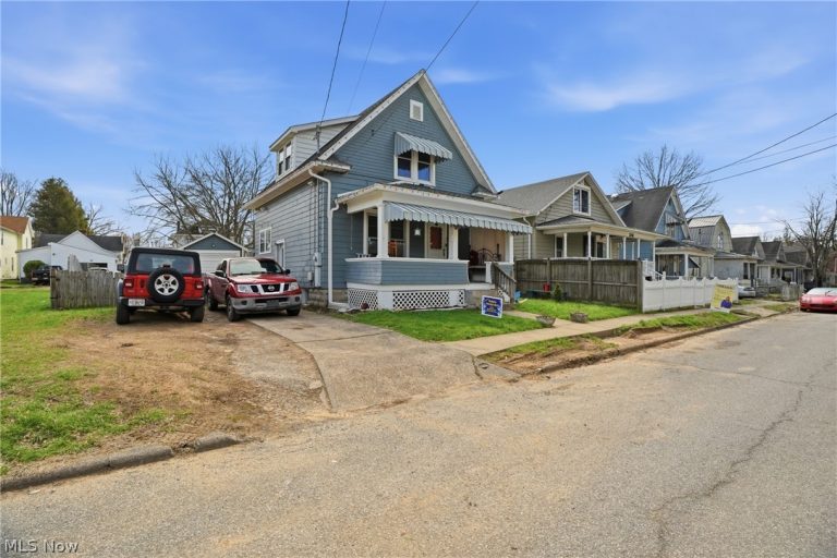 2318 Clement Avenue, Parkersburg, WV - Photo 4