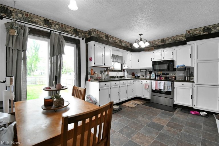 59 Tucker Avenue, Shelby, OH - Photo 8