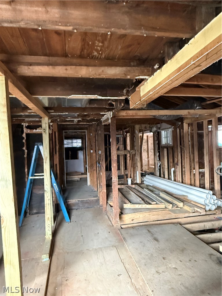 1262 Churchill Road, Youngstown, OH - Photo 6