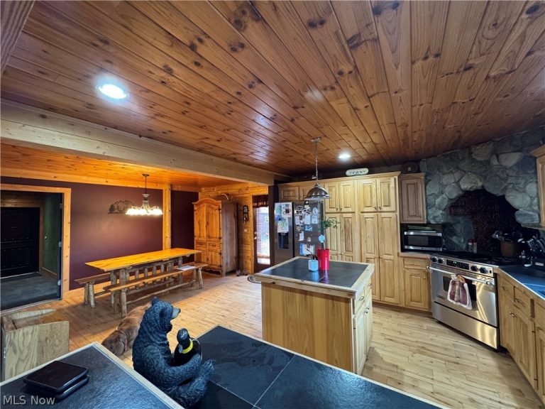 1449 St Rte 124, Coolville, OH - Photo 4