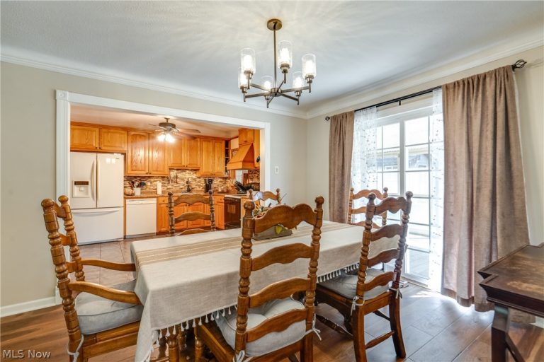 757 Esther Road, Highland Heights, OH - Photo 8