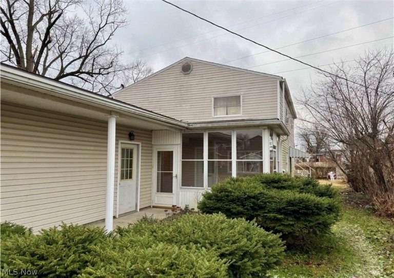 514 21st Street, Vienna, WV - Photo 2