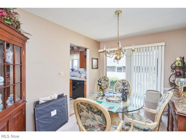 2830-2832 Morewood Road, Fairlawn, OH - Photo 8