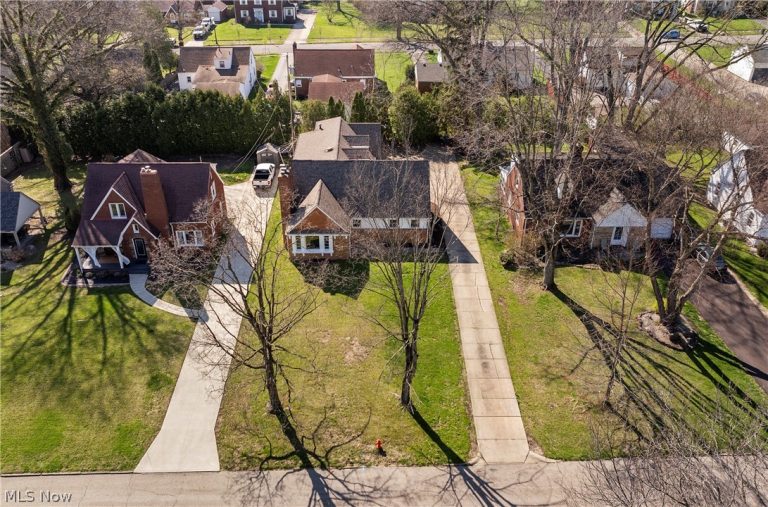 3530 Glenmere Drive, Youngstown, OH - Photo 5