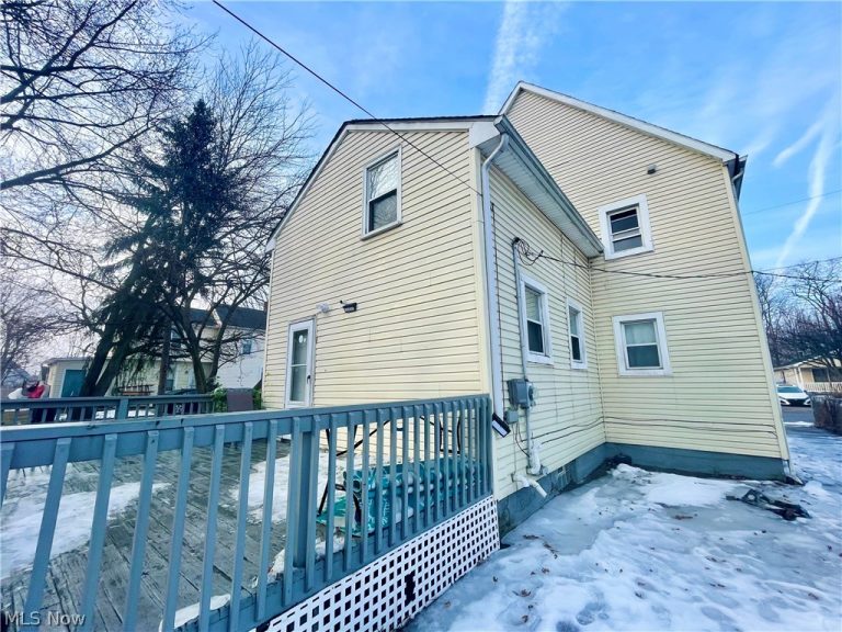 2193 35th Street, Cleveland, OH - Photo 8