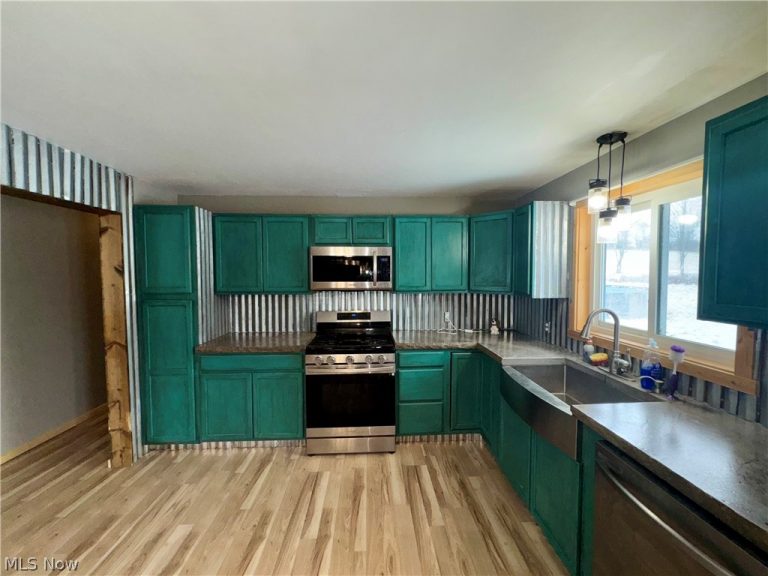 470 Nel Da Mar Drive, New Concord, OH - Photo 6