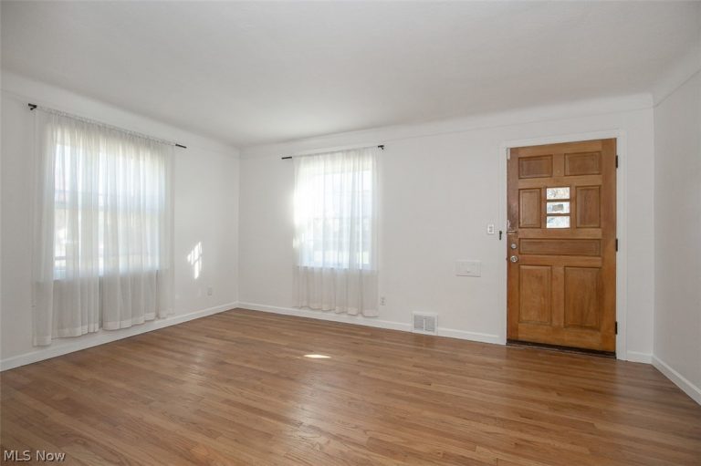 4636 157th Street, Cleveland, OH - Photo 4