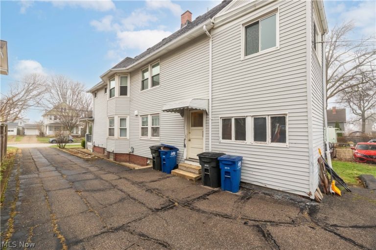 1505 Wagar Avenue, Lakewood, OH - Photo 6