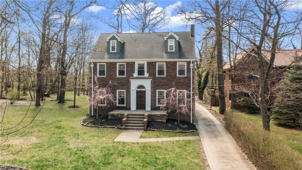 3372 Mayfield Road, Cleveland Heights, OH